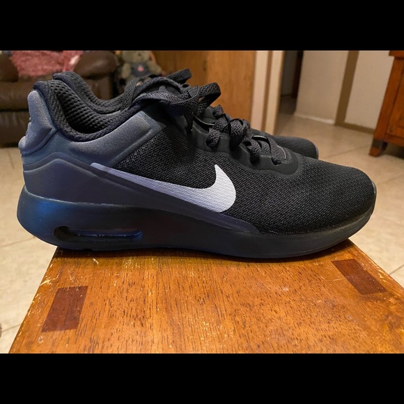 nike running shoes under $40